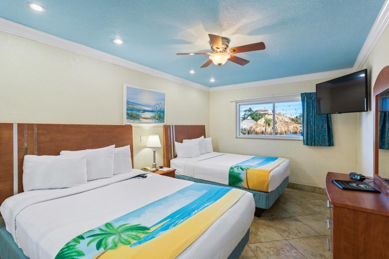 Bay Palms Waterfront Resort - Hotel And Marina St. Pete Beach Rom bilde