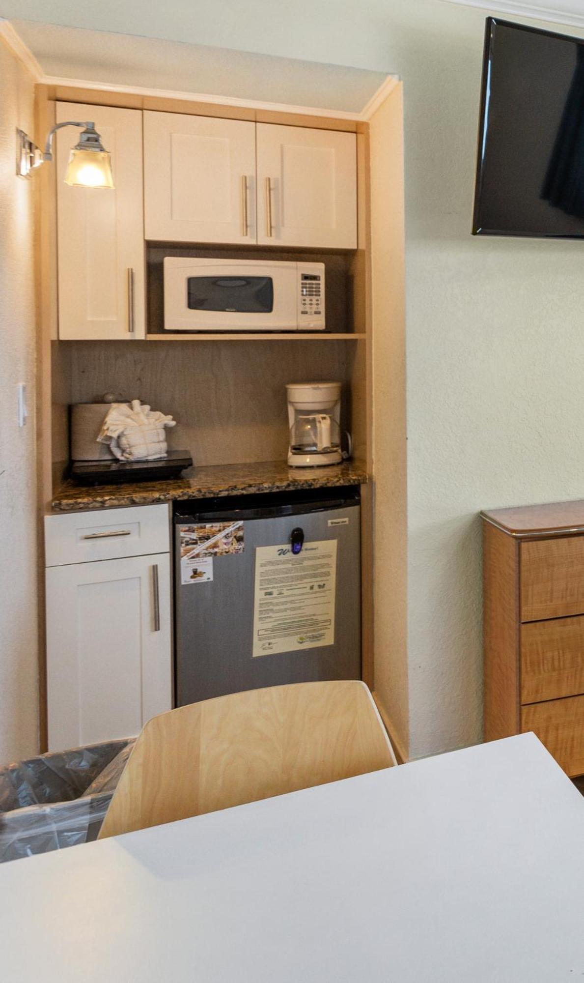 Bay Palms Waterfront Resort - Hotel And Marina St. Pete Beach Rom bilde