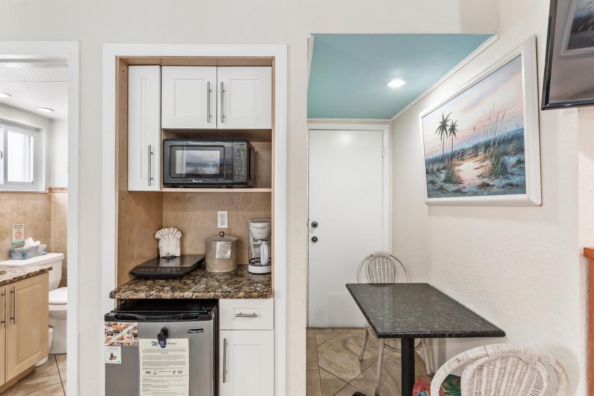 Bay Palms Waterfront Resort - Hotel And Marina St. Pete Beach Rom bilde