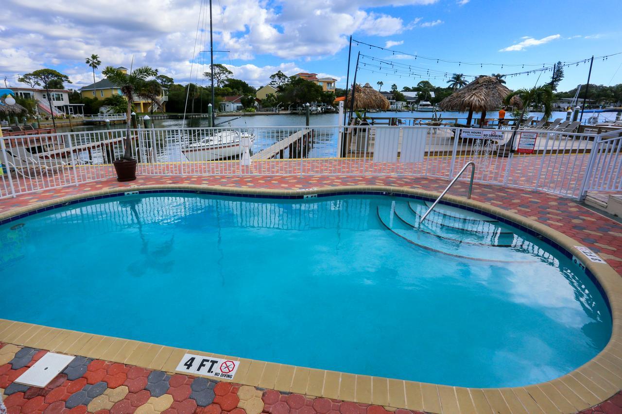 Bay Palms Waterfront Resort - Hotel And Marina St. Pete Beach Eksteriør bilde