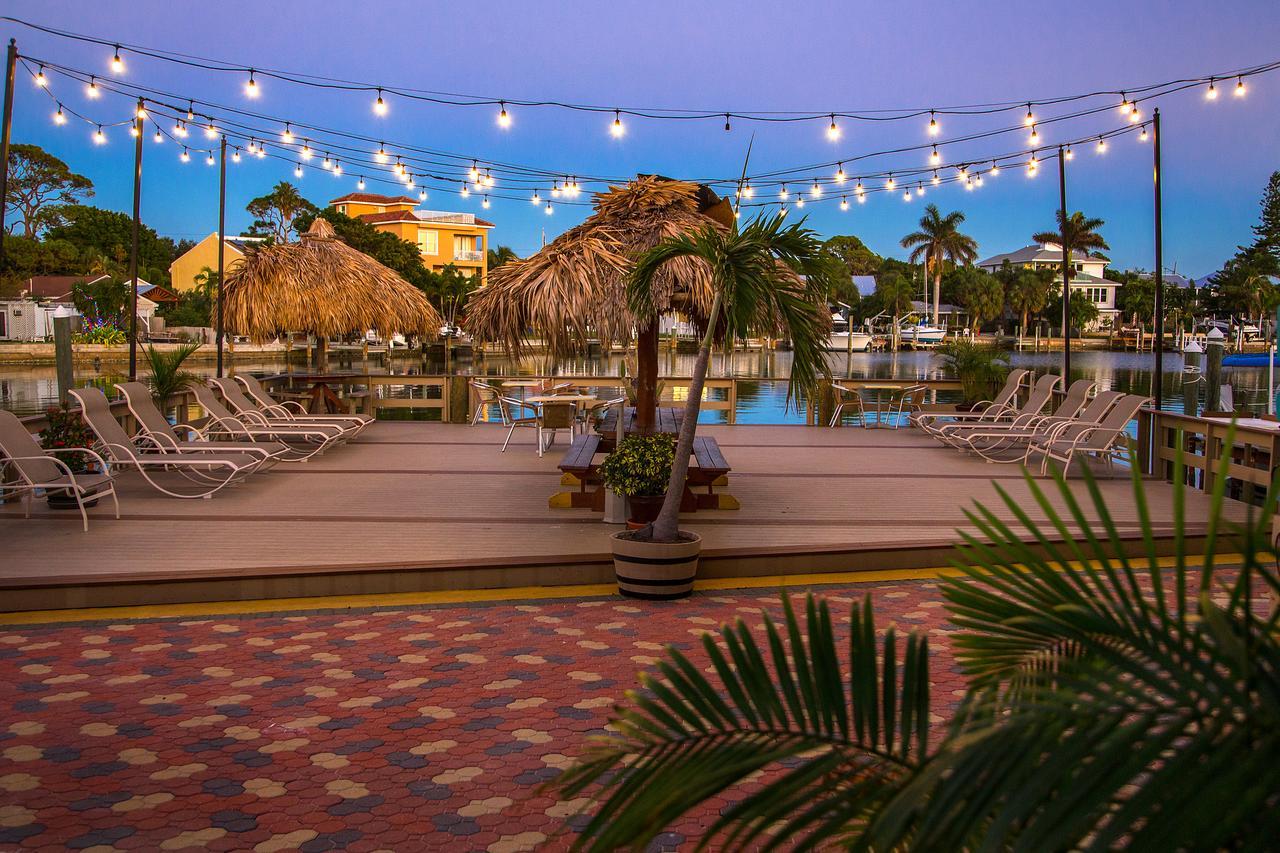 Bay Palms Waterfront Resort - Hotel And Marina St. Pete Beach Eksteriør bilde