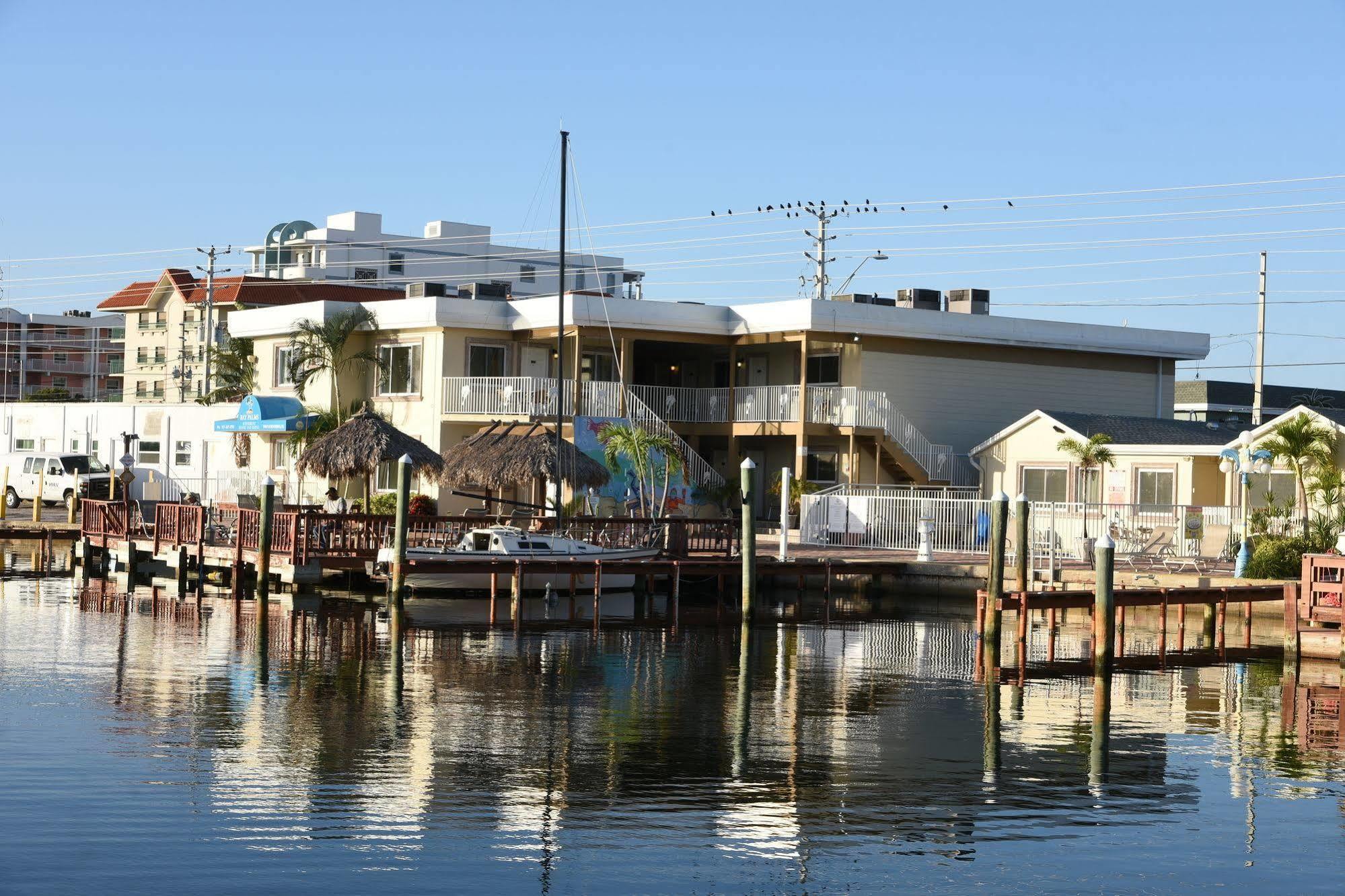 Bay Palms Waterfront Resort - Hotel And Marina St. Pete Beach Eksteriør bilde